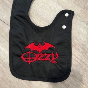 Black and Red Baby Bib Ozzy